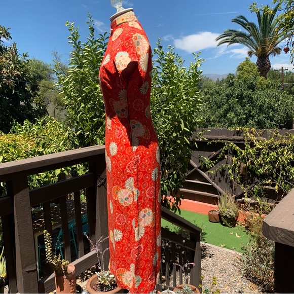Stunning VINTAGE Cheongsam Qipao Red Multicolored Floral Retro Midi Dress - Picture 8 of 11